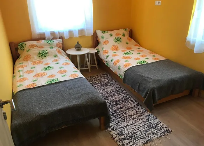 Szárszószép 別荘 *